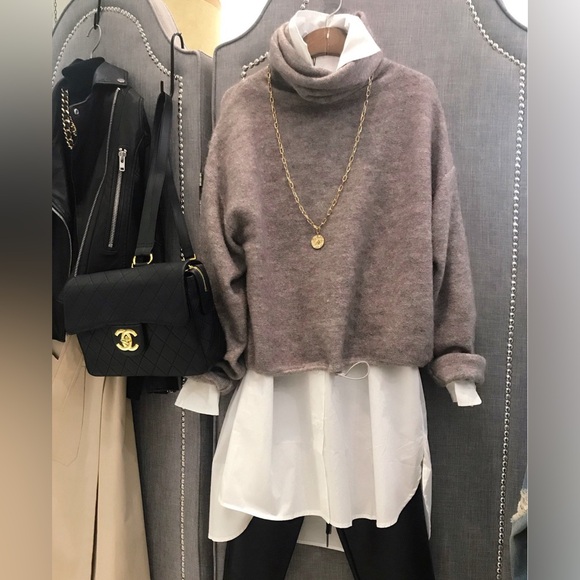 NWT Carra turtleneck sweater - Picture 8 of 8